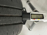 夏タイヤの残り溝は6.0mmです。スリップラインからは4.3mmとなっております。