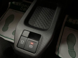 電動パーキングブレーキです!ホールド機能も付いていますよ♪