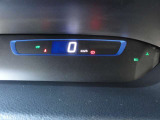 デジタル表示スピードメーターです。  走行距離 km ★映し出さ多彩な情報が、快適なドライブをサポートします。53388km