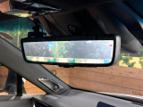 【デジタルインナーミラー】カメラが撮影した車両後方の映像をルームミラー内に表示。クリアな視界で状況の確認が可能です!※ドラレコ機能ご利用には別途SDカードをご用意いただく場合があります。