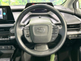【純正革巻きステアリング】上質な革を使用することで、手にしっかり馴染みとても運転しやすいハンドルです♪