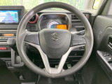 ステアリングも使用感が少なく、きれいな状態となっております♪