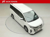 両側パワースライドドア付きだから、狭い駐車スペースなどでの乗り降りラクラク♪小さなお子さまのいるご家庭には嬉しい装備です。