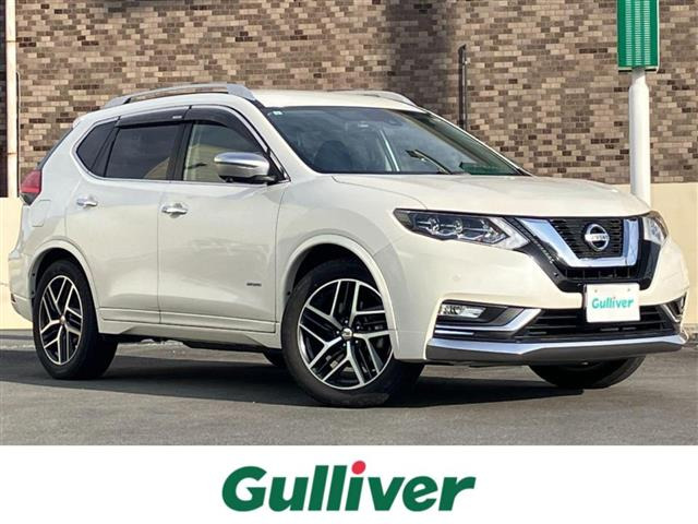 エクストレイル2.0 モード・プレミア ハイブリッド4WD 本革シート