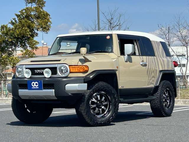 トヨタ FJクルーザー 4.0 カラーパッケージ 4WD リフトアップ