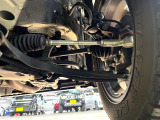 お車を安心してお乗りいただく為には、足回りの定期点検が欠かせません。サービスサポート(有償保証)では無料点検もご提供しており、安心のカーライフをお過ごしいただけるサポート体制が整っています。