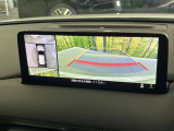 【360&deg;ビューモニター】専用のカメラにより、上から見下ろしたような視点で360度クルマの周囲を確認することができます☆死角部分も確認しやすく、狭い場所での切り返しや駐車もスムーズに行えます。