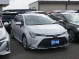 当店展示場では常時50台以上の在庫を展示しており、全車に走行距離及び修復歴を明示しております。長年の実績と経験からお客様に安心と満足をご提供致します。