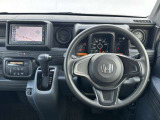 【インパネ全体】全方位で視界が広く、高い目線で運転もしやすいです!