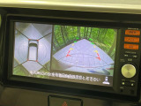 【アラウンドビューモニター】専用のカメラにより、上から見下ろしたような視点で360度クルマの周囲を確認することができます☆死角部分も確認しやすく、狭い場所での切り返しや駐車もスムーズに行えます。