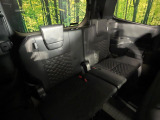 3列目シートはもちろん状態良好☆大人でもゆったりと座って頂けますので、大人数でのお出かけもラクラクです♪ご家族で、気の知れた仲間で、ドライブに行くのが楽しみですね♪