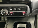 運転席/助手席シートヒーターで寒い日もすぐに温かくなり快適に過ごせます。2段階の温度調整が可能です