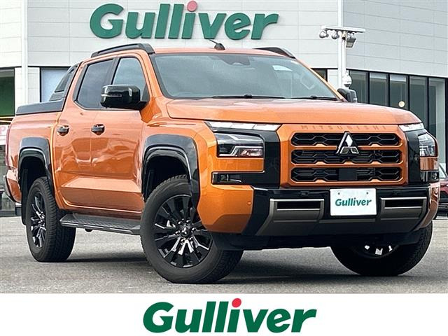 トライトン 2.4 GSR ディーゼル 4WD 4WD 本革シート