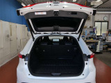 ラゲッジスペースは、日常において充分な広さを確保☆開口部も広く、積み下ろしもラクラクです♪♪