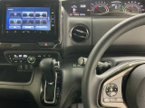 インターナビ搭載。従来のカーナビでは把握できない、より詳細な渋滞情報や防災情報などがわかり、便利なアイテムです。