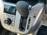 【 シフト 】シフトも操作しやすく快適なドライブを楽しんでいただけます。