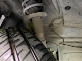 お車を安心してお乗りいただく為には、足回りの定期点検が欠かせません。サービスサポート(有償保証)では無料点検もご提供しており、安心のカーライフをお過ごしいただけるサポート体制が整っています。