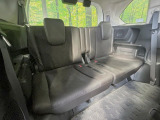 3列目シートはもちろん状態良好☆大人でもゆったりと座って頂けますので、大人数でのお出かけもラクラクです♪ご家族で、気の知れた仲間で、ドライブに行くのが楽しみですね♪