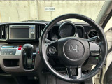 【ホッと保証】 エンジン、オーディオやカーナビ(社外品は除く)に至るまで1年間走行距離無制限の保証が付いております。全国のホンダディーラーで整備が受けられ、最長で5年間の保証が付けられます。