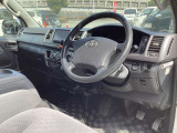 当店の車はルームクリーニング施工済み!納車前には手がけWAX、室内仕上げ清掃で納車をおこなっております!