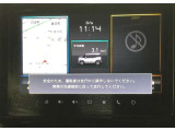 使いやすくインテリアに溶け込む、純正のディスプレイオーディオを搭載しています!