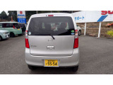 中古自動車の販売のほかにも国産新車販売・車検・点検・鈑金塗装・ナビ等電装品の取付・遠方の中古自動車の買付、不要な中古車の買い取り等々自動車のことは何でもご相談ください