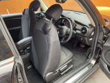 ◆LIBERALAは、輸入車選びの新たなスタイルを提案するインポート・セレクト・ブランドです。オーナー様となる方がクルマから直接感じる感性を第一にした、最良の一台との出会いをコーディネートいたします。