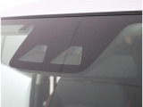 サポカーは、高齢運転者を含めたすべてのドライバーによる交通事故の発生防止・被害軽減対策の一環として、国が推奨する新しい自動車安全コンセプトです。詳しくは販売店スタッフまでおたずねください。