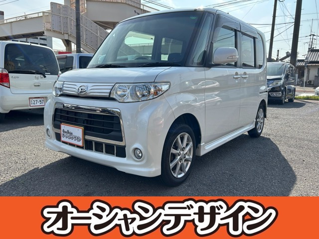 ダイハツ タントカスタム 