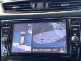 < アラウンドビューモニター >前後左右にカメラがついているので、狭い道での確認や車庫入れが苦手な方もラクラクです!
