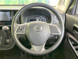 ステアリングも使用感が少なく、きれいな状態となっております♪