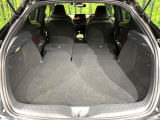 普段のお買い物や通勤、送迎等に十分な荷室スペースを確保しております。セカンドシートを倒すと、大きな荷物の積載も可能です♪