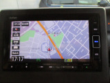 純正メモリーナビ付き!!旅行など初めての場所で重宝します♪大人気の装備!