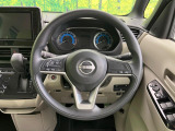 ステアリングも使用感が少なく、きれいな状態となっております♪
