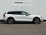 ◆サイド/流麗なプロポーションはVOLVO車の真骨頂。「美しいものと共にありたい」というオーナーの願いを満たします
