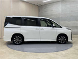 全車1年間の走行距離無制限のロングラン保証付きです。また、さらに安心をお求めの方には1年〜2年の保証延長ができる「ロングラン&alpha;保証」(有償)もお選びいただけます。