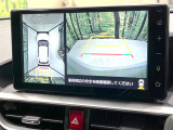 【パノラミックビューモニター】専用のカメラにより、上から見下ろしたような視点で360度クルマの周囲を確認することができます☆死角部分も確認しやすく、狭い場所での切り返しや駐車もスムーズに行えます。