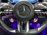 AMGパフォーマンスステアリング(ナッパレザー)&AMGドライブコントロールスイッチになります