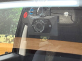 【ドライブレコーダー】ドライブレコーダー装備!走行中はもちろん、あおり運転や事故に遭遇した際、映像で記録し、万一のリスクに備えます。※記録用SDカードはお客様ご自身でご準備いただく必要があります。