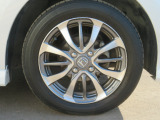 純正14インチアルミホイール装備!