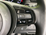 【アダプティブクルーズコントロール】高速道路での長距離走行が楽に!!自動で速度を保つクルーズコントロールが、衝突軽減システムと連携し、前方の車両を感知して車間を保つように速度調節してくれます!!