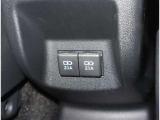 後席用充電ポートも装備!