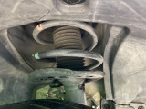 お車を安心してお乗りいただく為には、足回りの定期点検が欠かせません。サービスサポート(有償保証)では無料点検もご提供しており、安心のカーライフをお過ごしいただけるサポート体制が整っています。