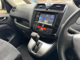 ☆納車までに車両美装など専任スタッフが作業いたします☆ 内装はスチーム洗浄をはじめ、できるだけ気分よくお乗りいただけるよう美装いたします!外装は機械で磨きをかけて、ワックスコーティングをかけています。