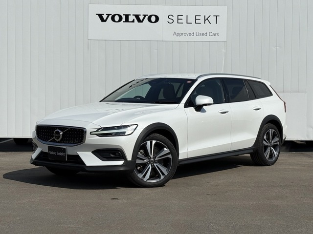 V60クロスカントリーウルトラ B5 AWD 4WD