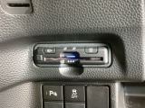 いまや快適なカーライフに欠かせないETCが付いています。