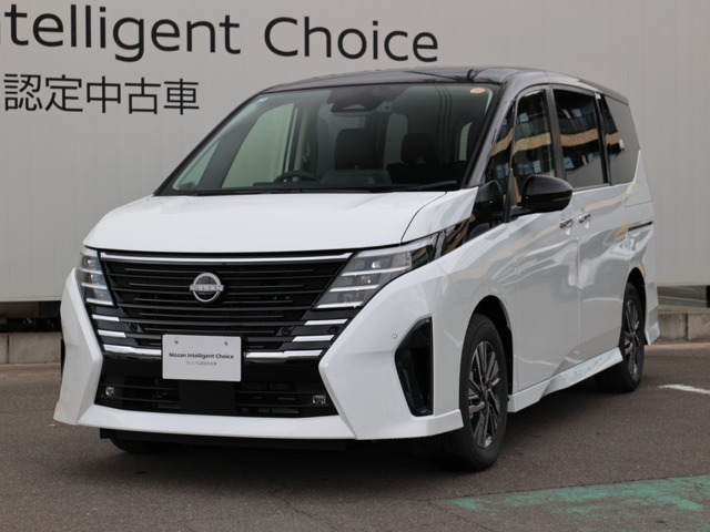 セレナ 1.4 e-POWER ハイウェイスターV 