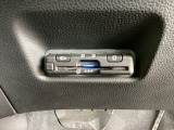 いまや快適なカーライフに欠かせないETCが付いています。