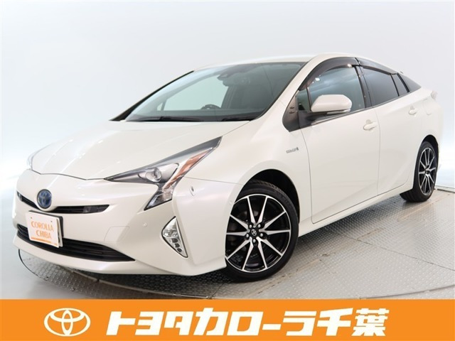 プリウス 1.8 A E-Four 4WD 