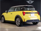 【MINI認定中古車】MINIのご購入はぜひMINI正規ディーラーで!メーカー基準の納車前点検整備を全車実施。規定整備を実施された車両にのみ付帯出来る全国保証。